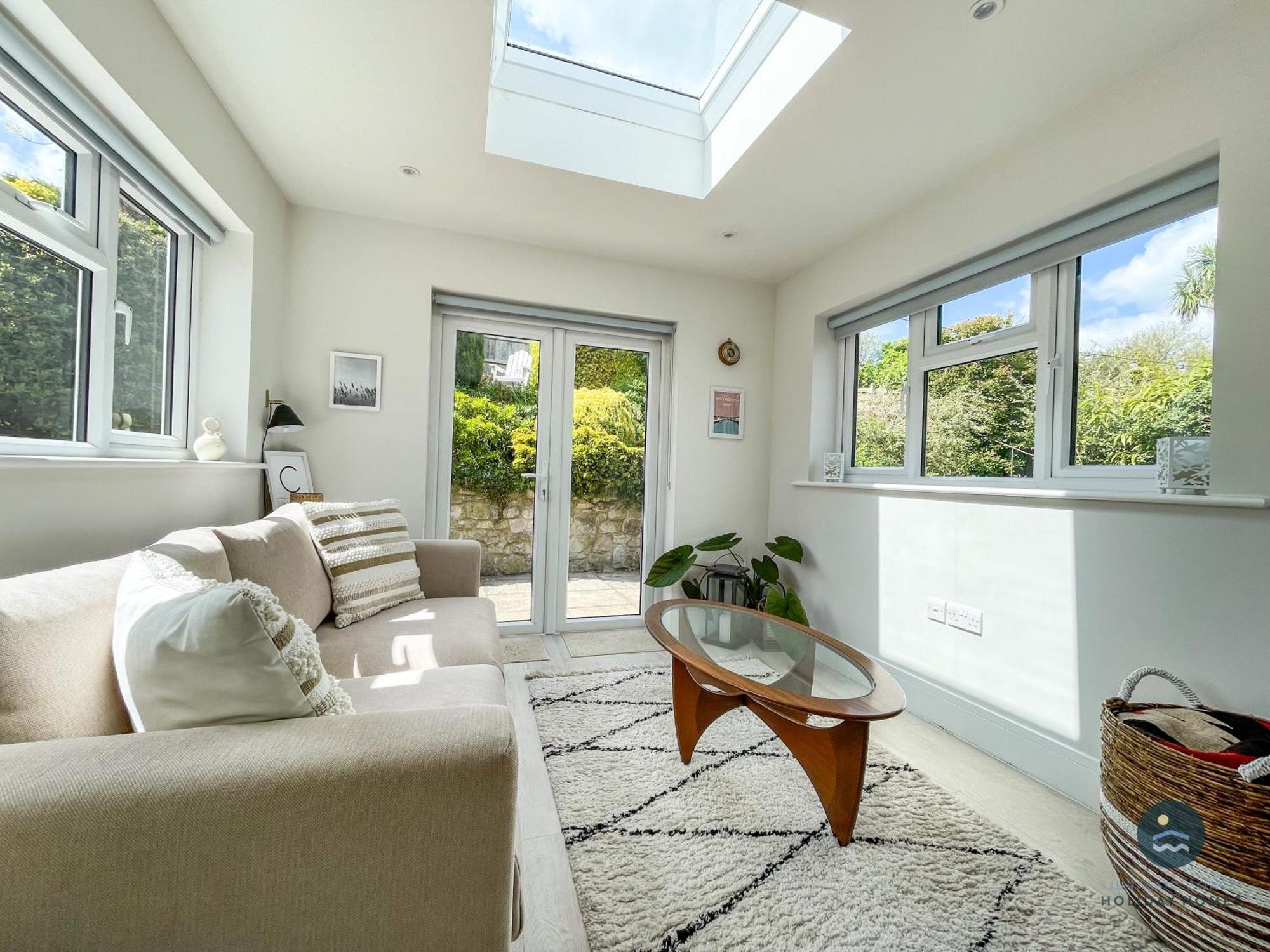 Seafeathers - Luxury Holiday Home With Sea Views Overcombe エクステリア 写真