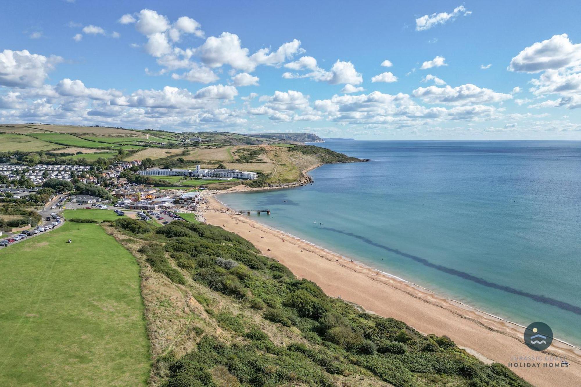 Seafeathers - Luxury Holiday Home With Sea Views Overcombe エクステリア 写真