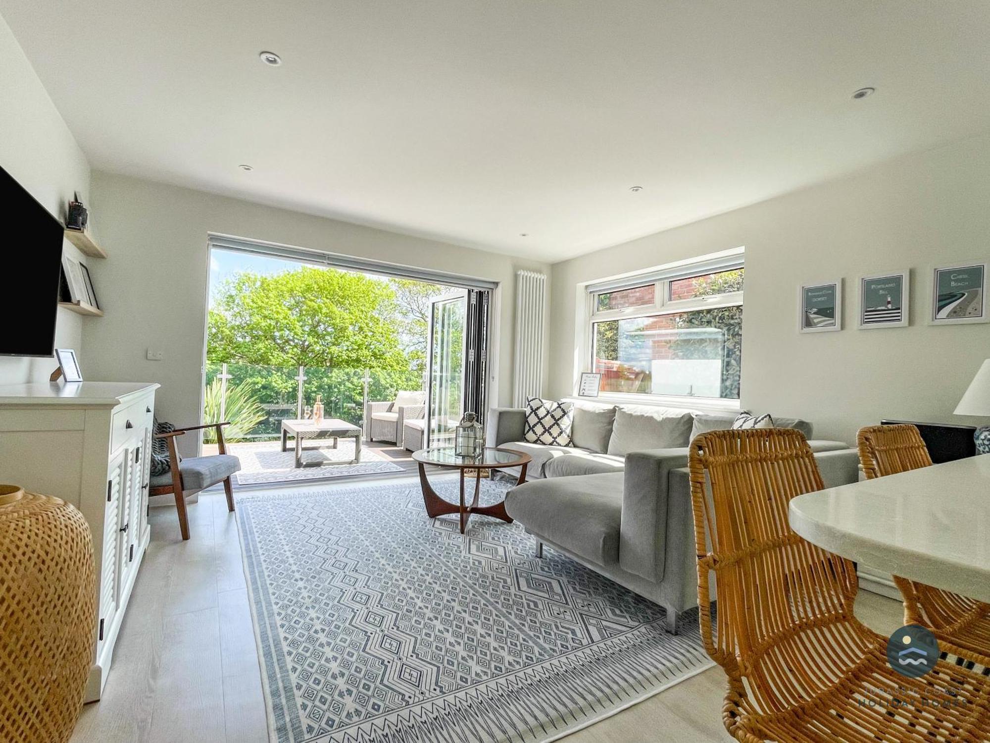 Seafeathers - Luxury Holiday Home With Sea Views Overcombe エクステリア 写真