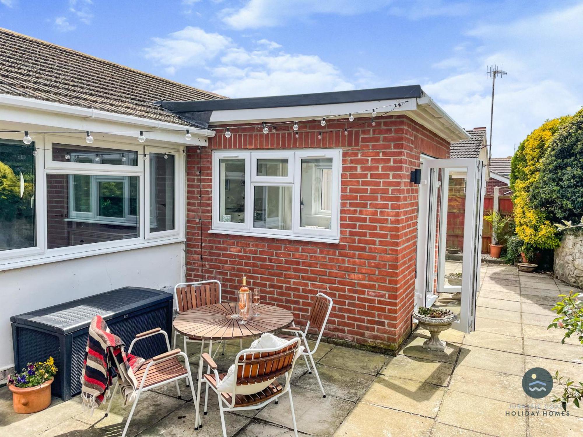 Seafeathers - Luxury Holiday Home With Sea Views Overcombe エクステリア 写真