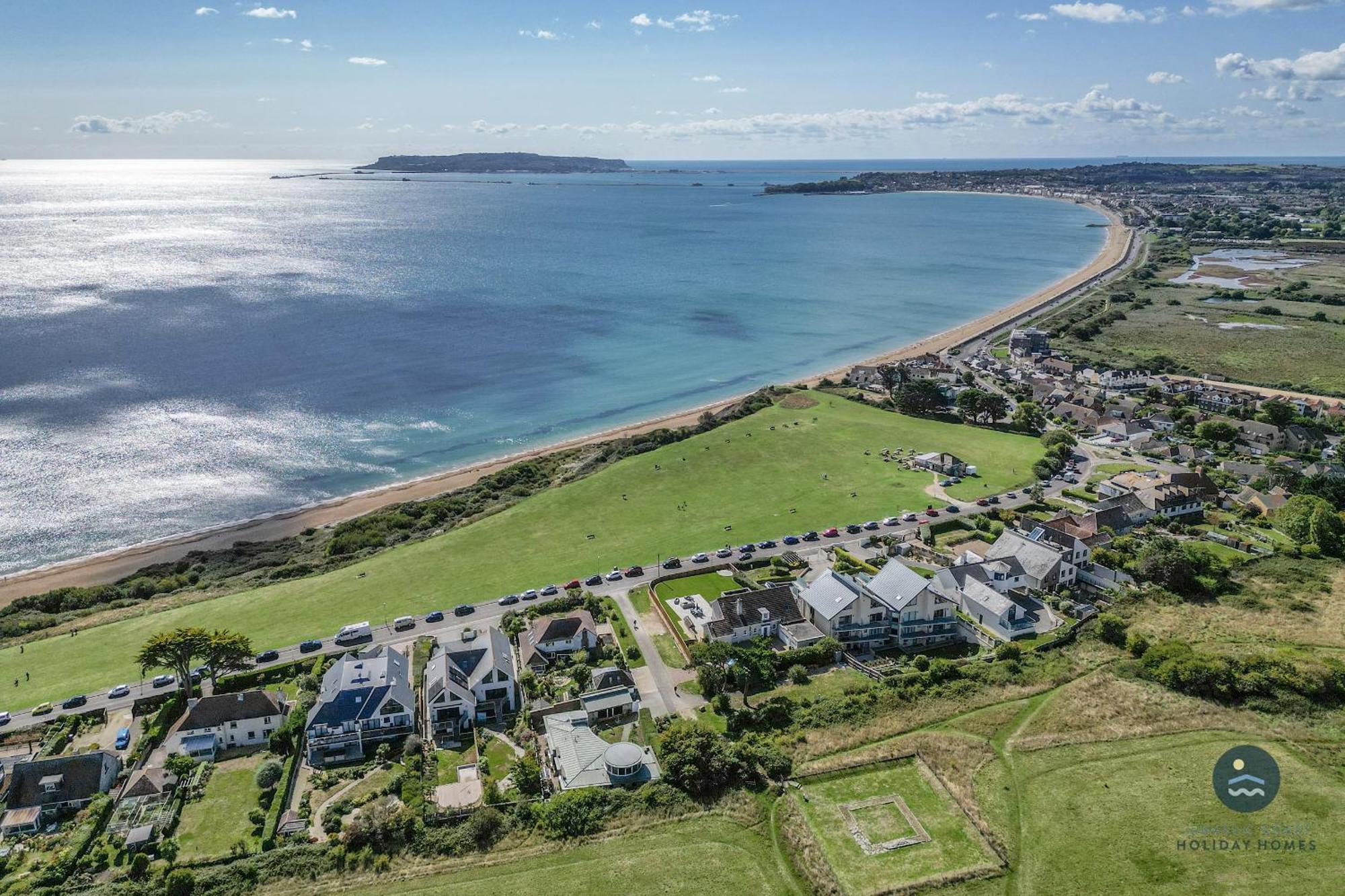 Seafeathers - Luxury Holiday Home With Sea Views Overcombe エクステリア 写真