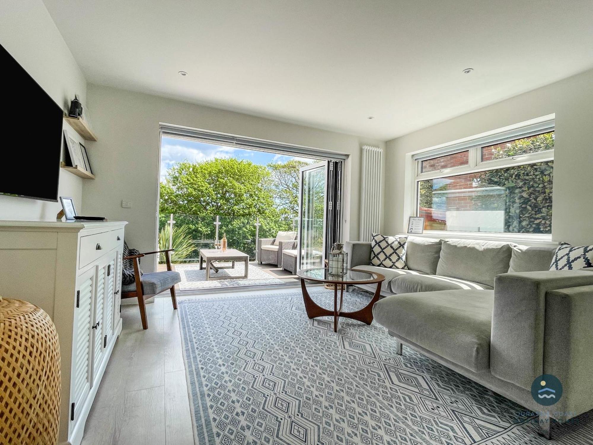 Seafeathers - Luxury Holiday Home With Sea Views Overcombe エクステリア 写真